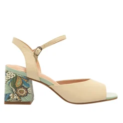 Setallo Off White Block Heel Courts