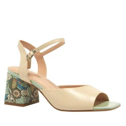 Setallo Off White Block Heel Courts